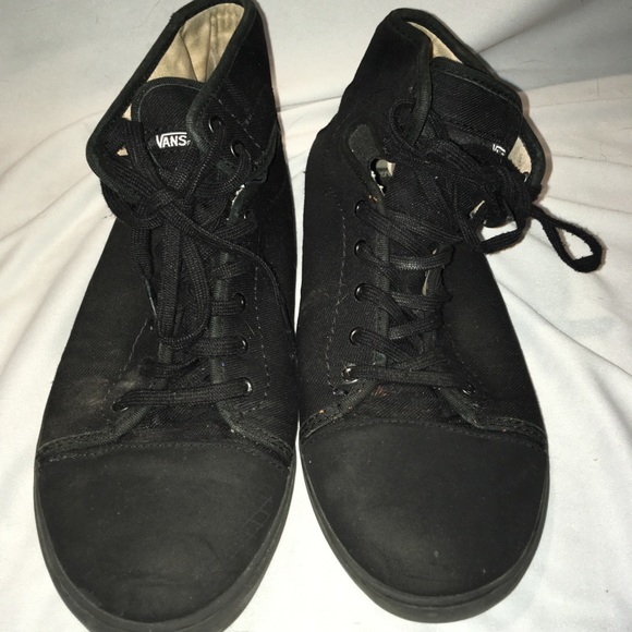 Vans - Picture 2 of 5